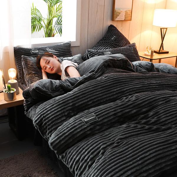 Mirla | Tjockad kordfluwel sängkläder set-Eva Jonsson