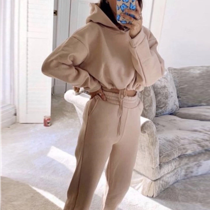 Mirla | Träningsdräkt Tvådelad med Cropped Hoodie-Eva Jonsson