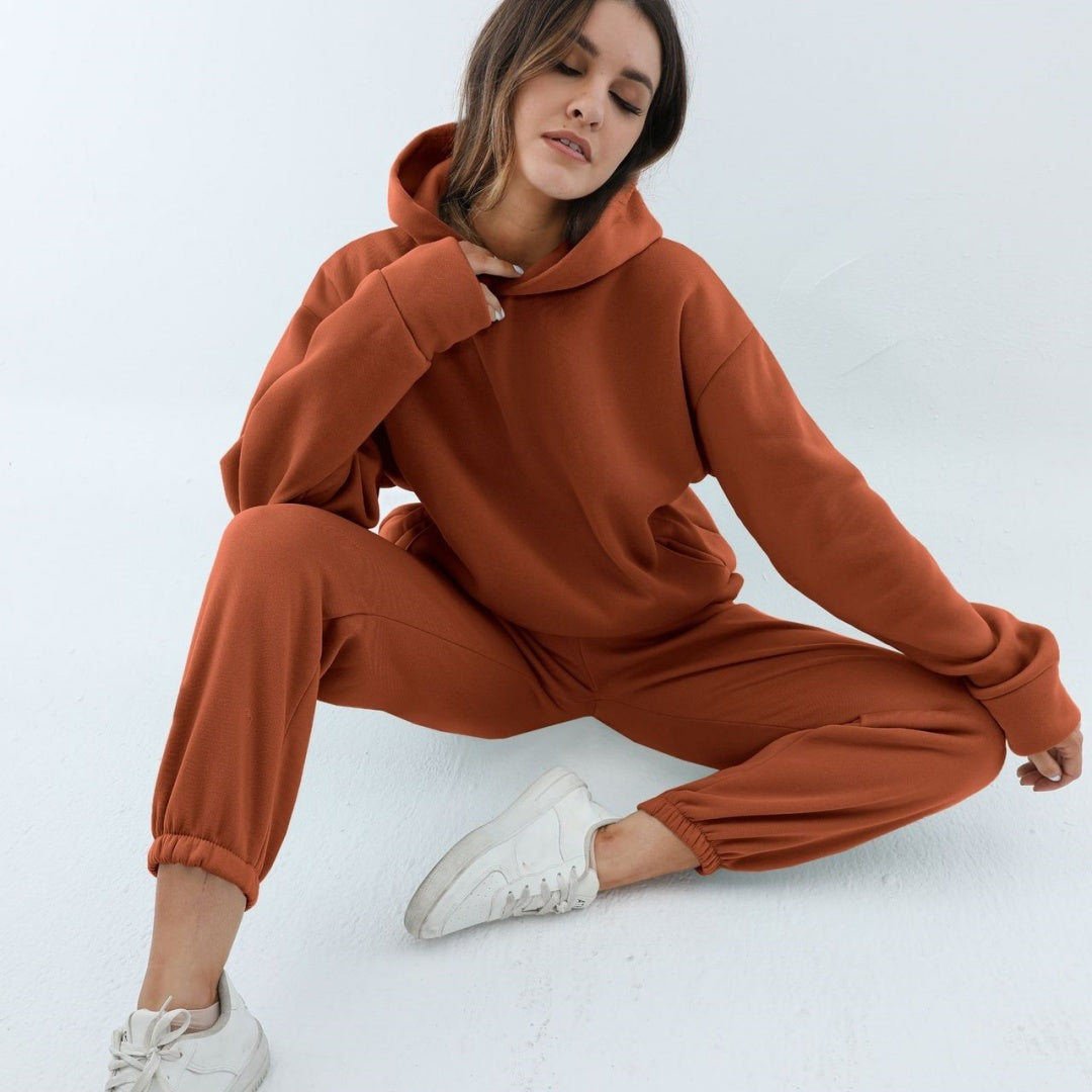 Mirla | Trendig Hoodie I Lätt Tvådelad Set-Eva Jonsson