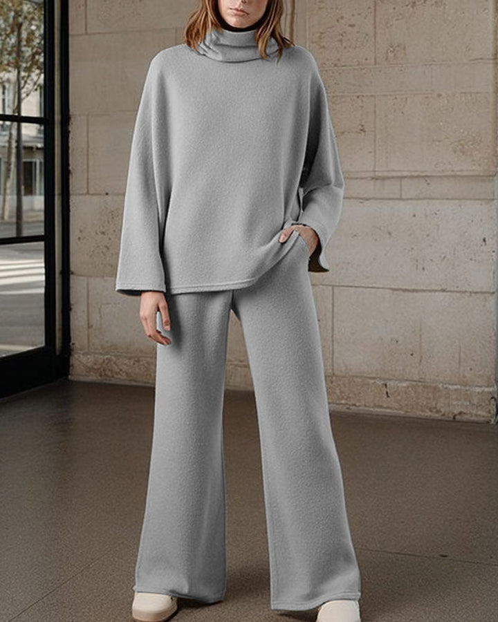 Mirla | Turtleck Lounge Set-Eva Jonsson