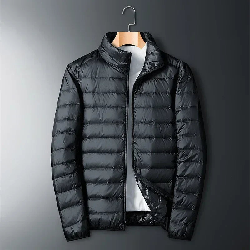 Mirla | Ultra Light Duck Feather Jacket för Män-Eva Jonsson