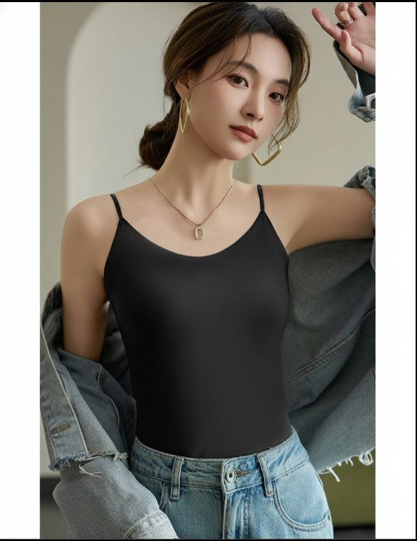 Mirla | V-hals Spaghetti Top-Eva Jonsson