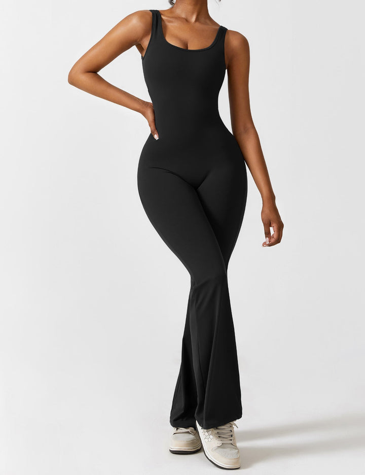 Mirla | V-rygg Utsvängd Jumpsuit-Eva Jonsson