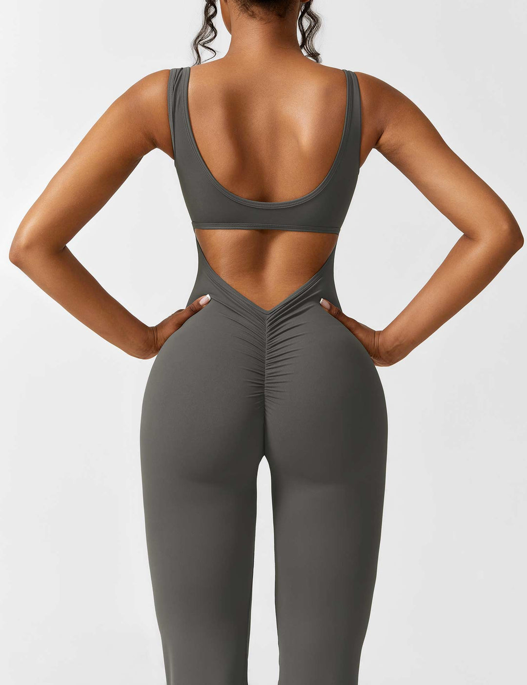 Mirla | V-rygg Utsvängd Jumpsuit-Eva Jonsson