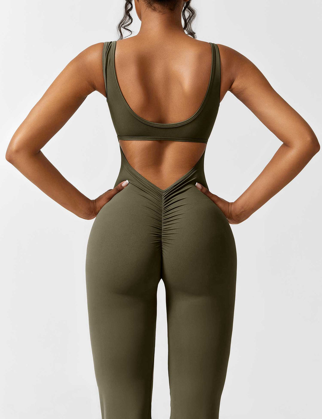 Mirla | V-rygg Utsvängd Jumpsuit-Eva Jonsson