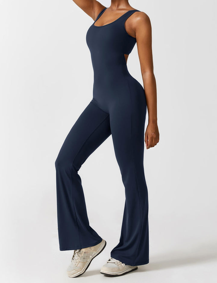 Mirla | V-rygg Utsvängd Jumpsuit-Eva Jonsson