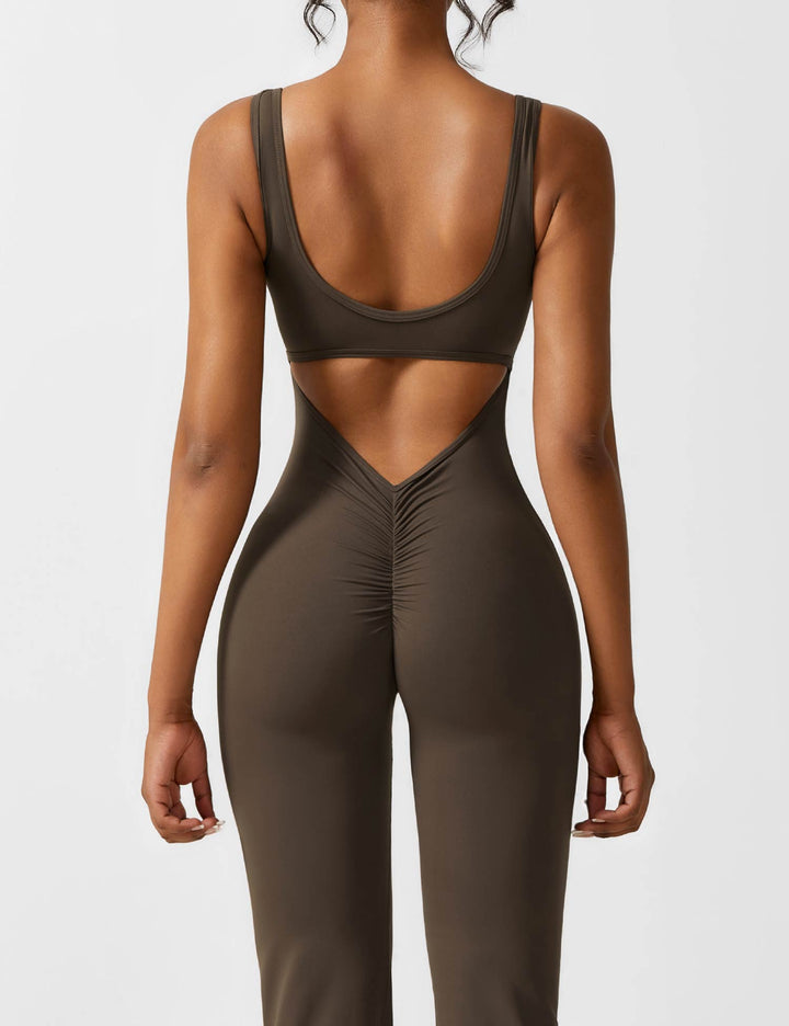 Mirla | V-rygg Utsvängd Jumpsuit-Eva Jonsson