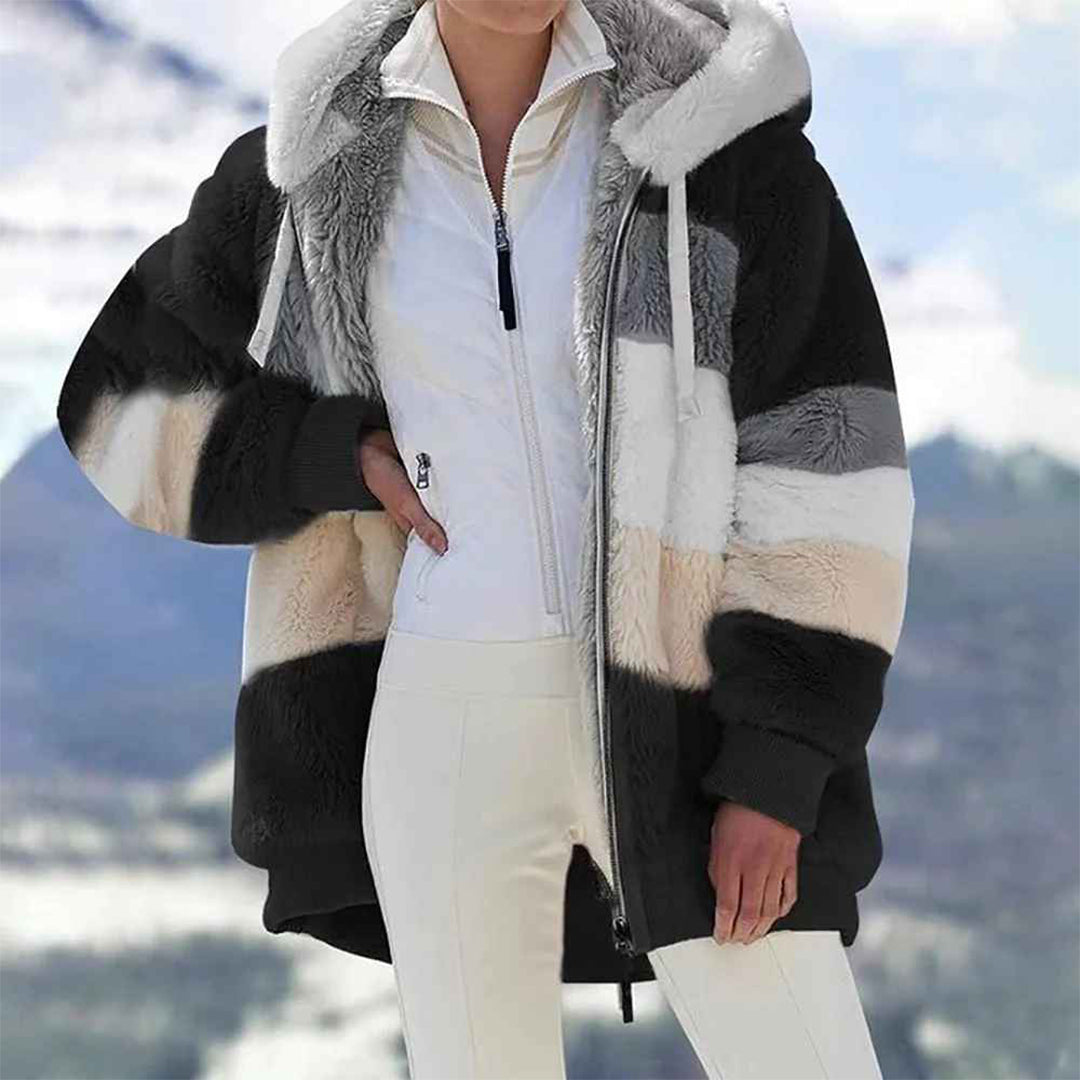 Mirla | Varm Oversized Damjacka med Huva Långa Ärmar Jacka för Kalla Dagar-Eva Jonsson