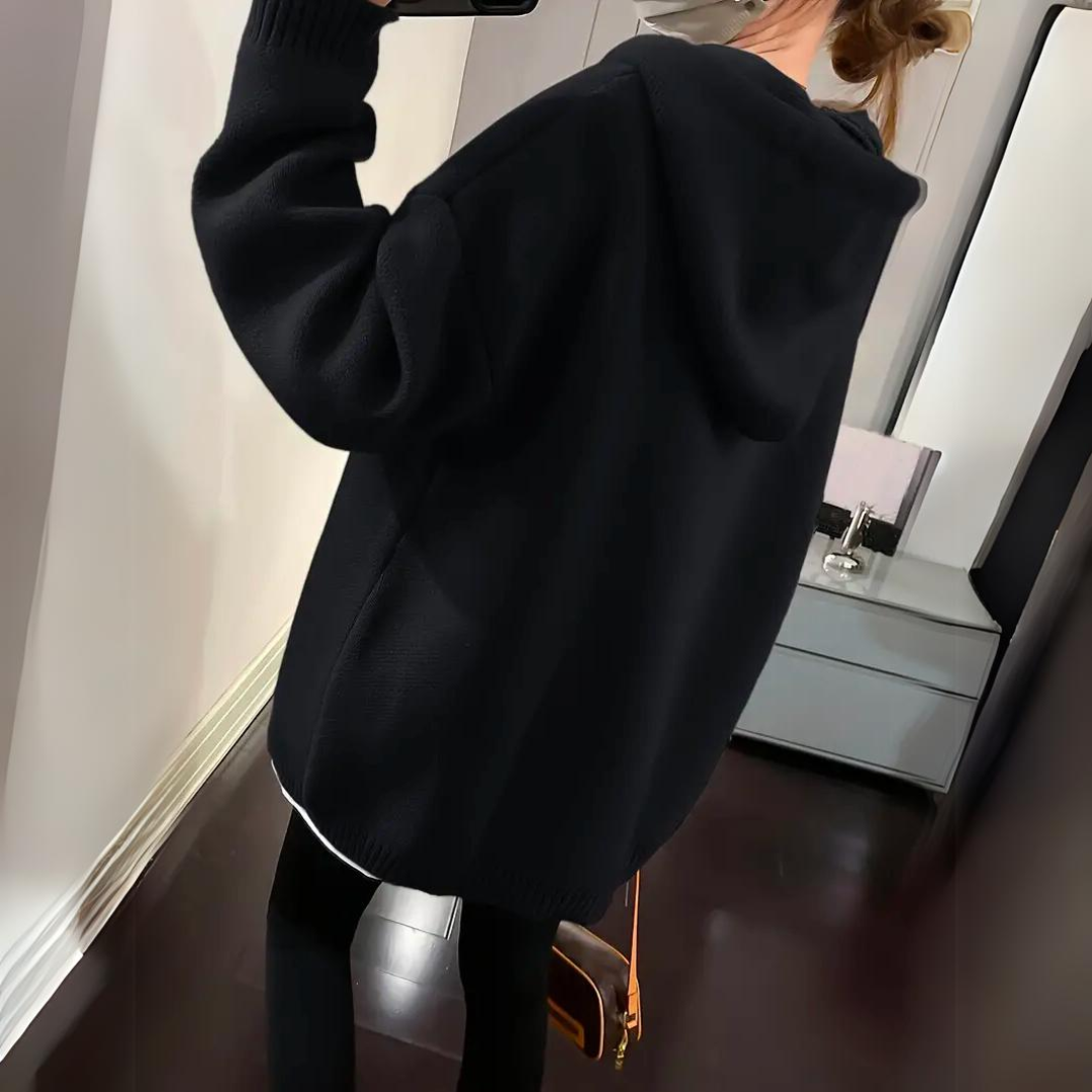 Mirla | Varm och Mysig Hoodie-Eva Jonsson