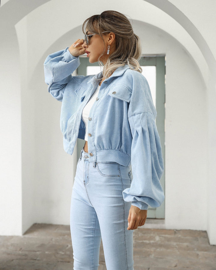 Mirla | Vårrandig Crop Jacka för Damer-Eva Jonsson