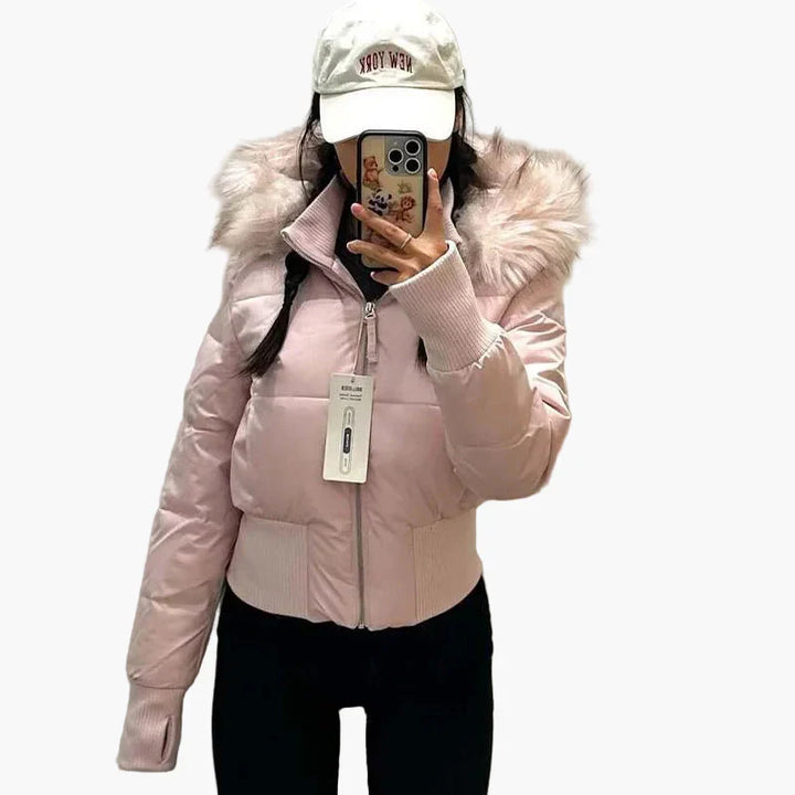 Mirla | Vinterjacka med Huva och Pälskrage - Moderiktig, Figursydd Övergångsjacka för Höst och Vinter-Eva Jonsson