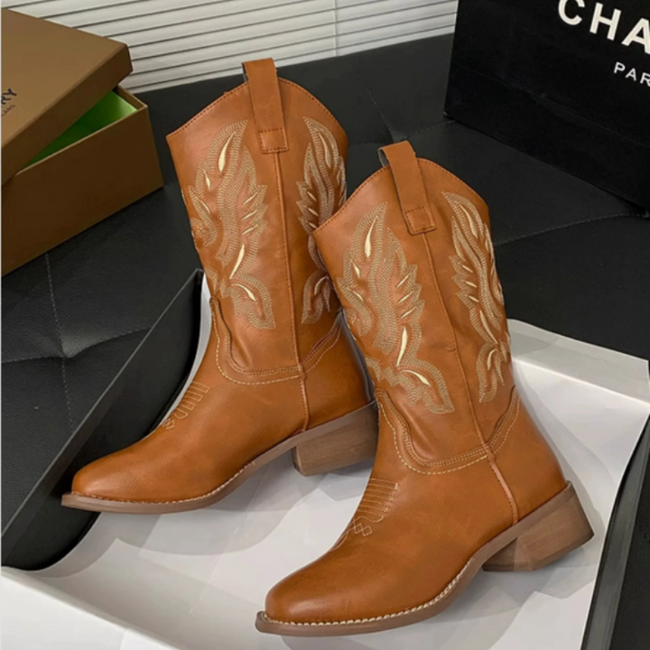Mirla | Western stil stövlar dam med spetsig tå och blockhäls, cowboy stövlar dam-Eva Jonsson