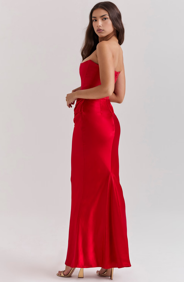Mirla | med strapless snitt och plisserad fåll för kvinnor-Eva Jonsson