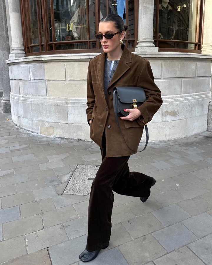 Mirla | och modern dam-blazer i mockaimitation-Eva Jonsson