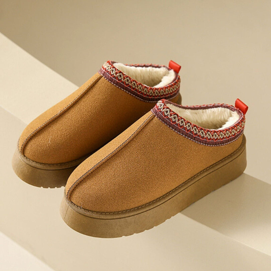 Mocka-stövlar - Slip-On - Pälsfodrade - Mocka-skor - Vinter-skor för damer-Eva Jonsson