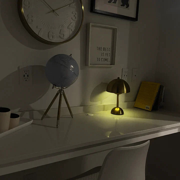 Modern bordslampa-Eva Jonsson