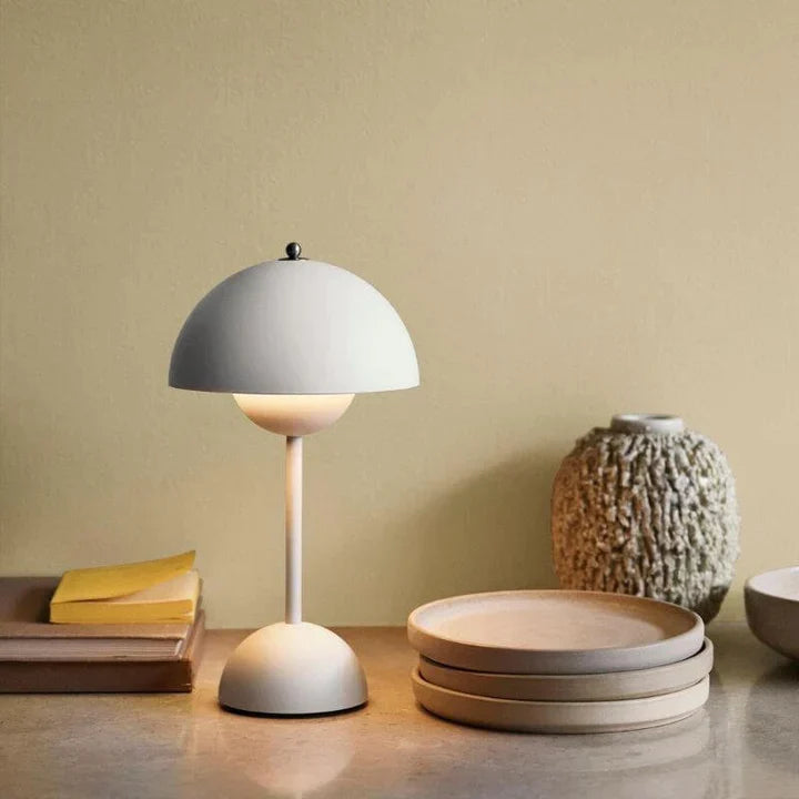 Modern bordslampa-Eva Jonsson