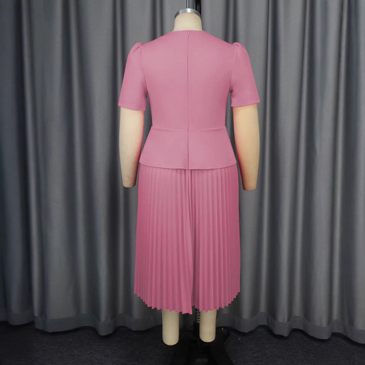 Damern Plisséklänning med elegant blazer Mirla-Eva Jonsson