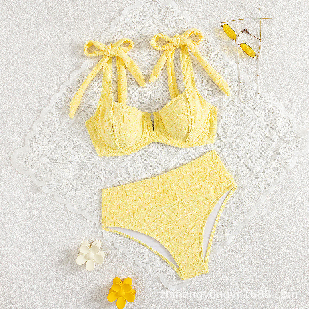 Damen Hochgeschnittener Bikini mit verspieltem Bindungssystem Echo Archiv