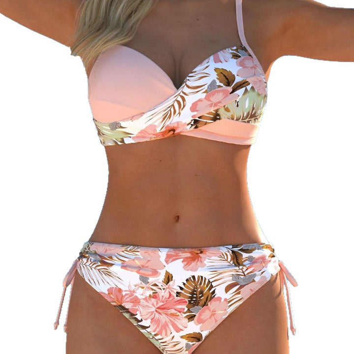 Dame Bikini-set med stiligt rutig mönster och guldfärgade accenter Mirla-Eva Jonsson