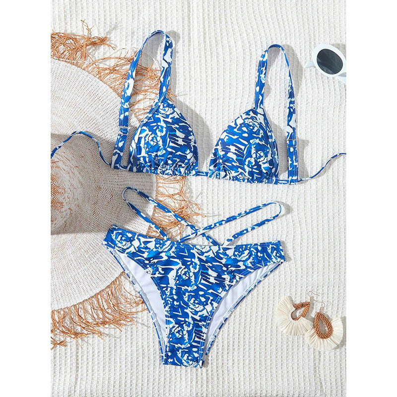 Damer Triangel-Bikini med moderiktigt knyt detaljer Mirla-Eva Jonsson