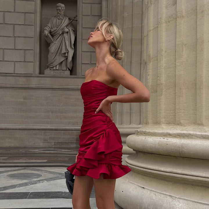 Damens Figurformande Cocktailklänning med Ryschdetaljer Eva Jonsson