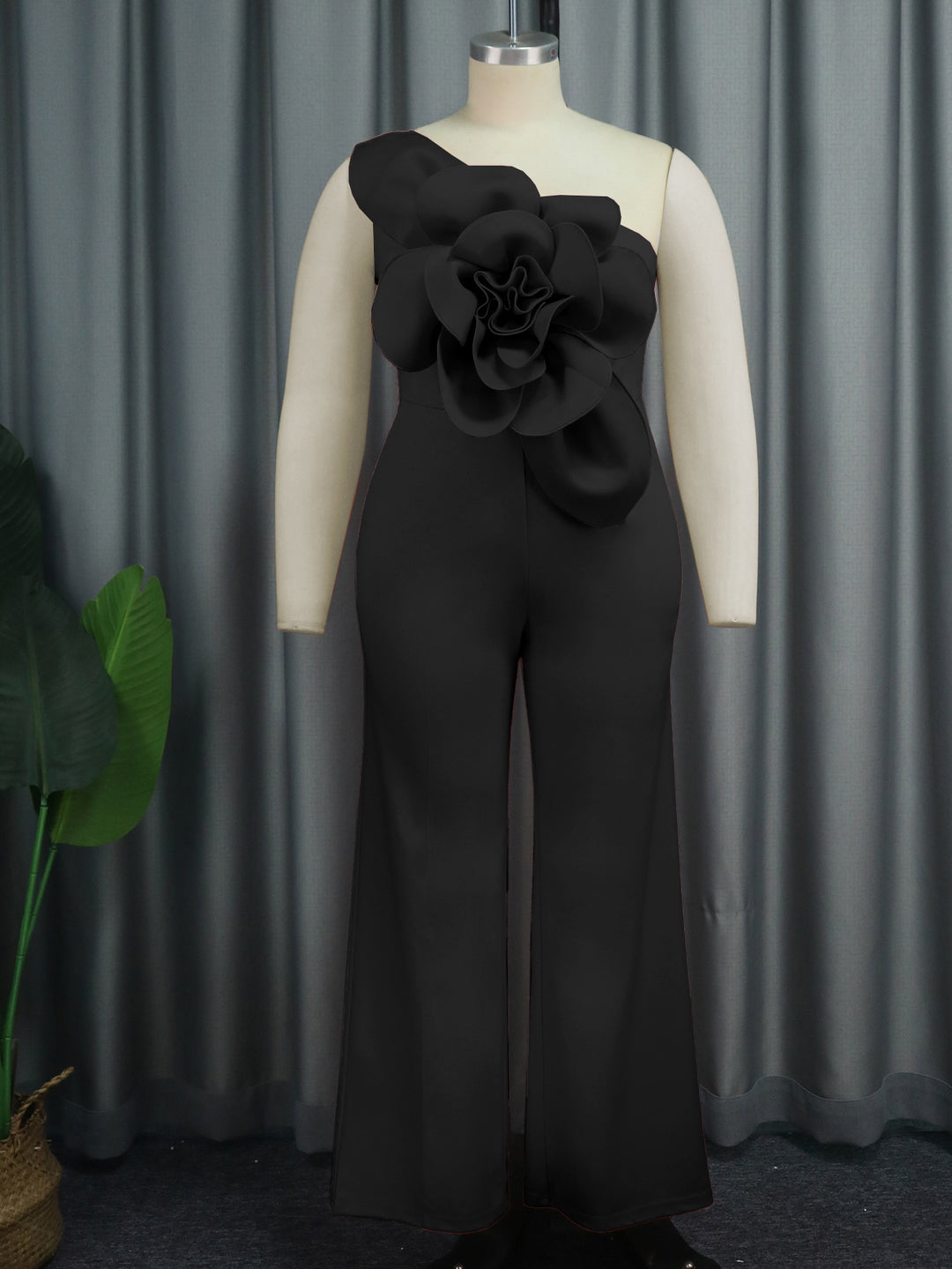 Damer Elegant Jumpsuit med blommig axeldetalj Mirla-Eva Jonsson