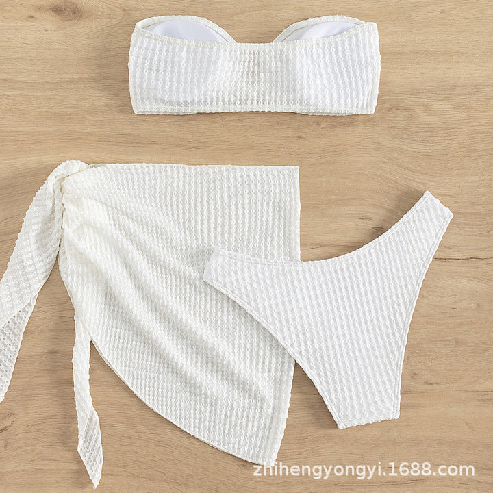 Damen Bandeau-Bikini mit durchbrochenem Design und kombinierbarem Rock Echo Archiv