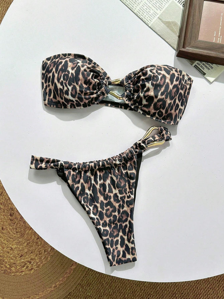 Damen Bandeau-Bikini mit dekorativem Schmuckdetail Echo Archiv