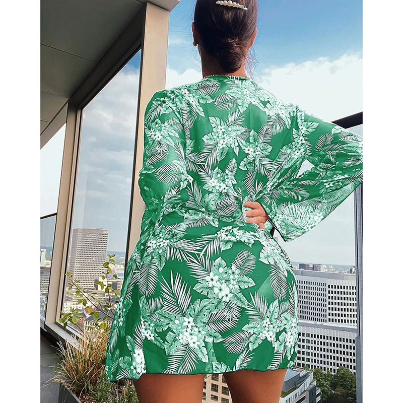 Damen Bikini-Set mit floralem Kimono und hochtailliertem Unterteil Echo Archiv