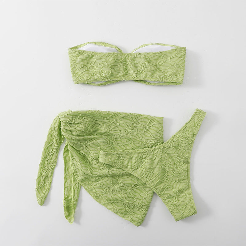 Damen Bandeau-Bikini mit dekorativem Ringdetail und Wickelrock Echo Archiv