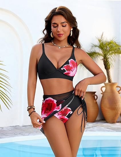 Damen Hochgeschnittener Bikini mit Wickelrock Echo Archiv