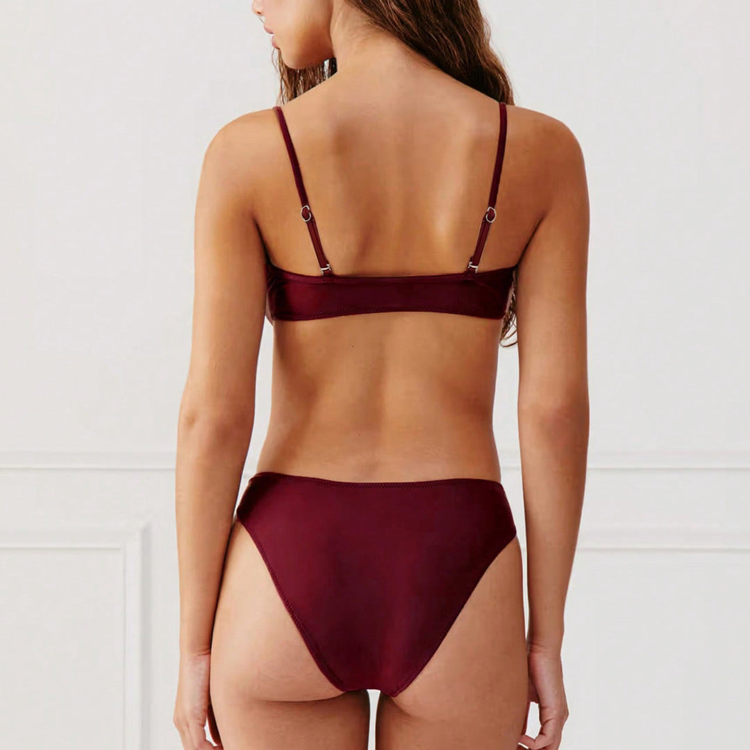 Damen Cut-Out Badeanzug mit modischem Schlüssel-Ausschnitt Echo Archiv
