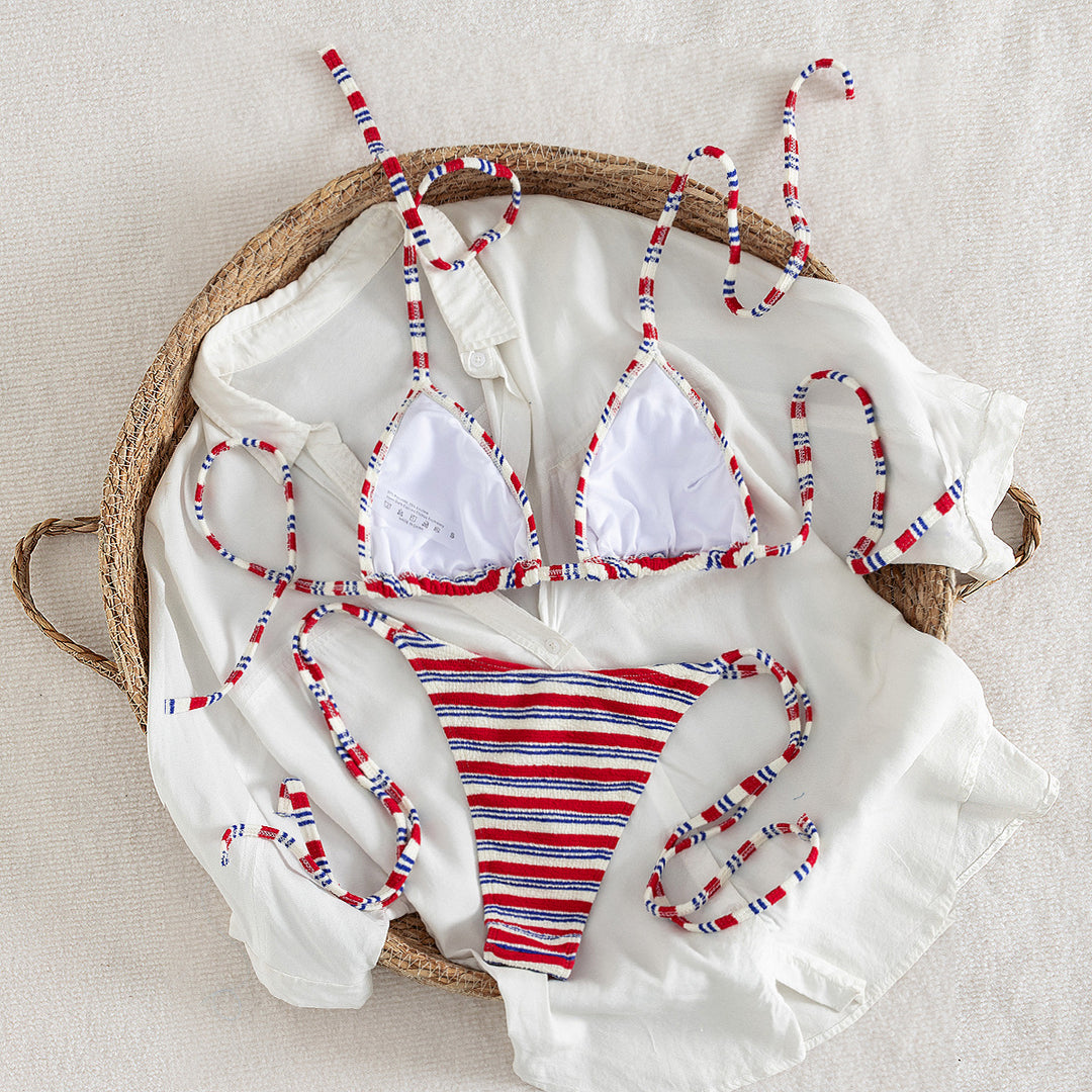 Damen Triangel-Bikini mit verspieltem Streifenmuster Echo Archiv