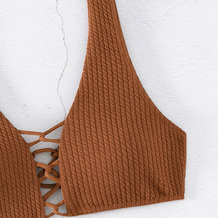 Damen Bikiniset mit raffiniertem Bindedesign und hochgeschnittenem Unterteil Echo Archiv