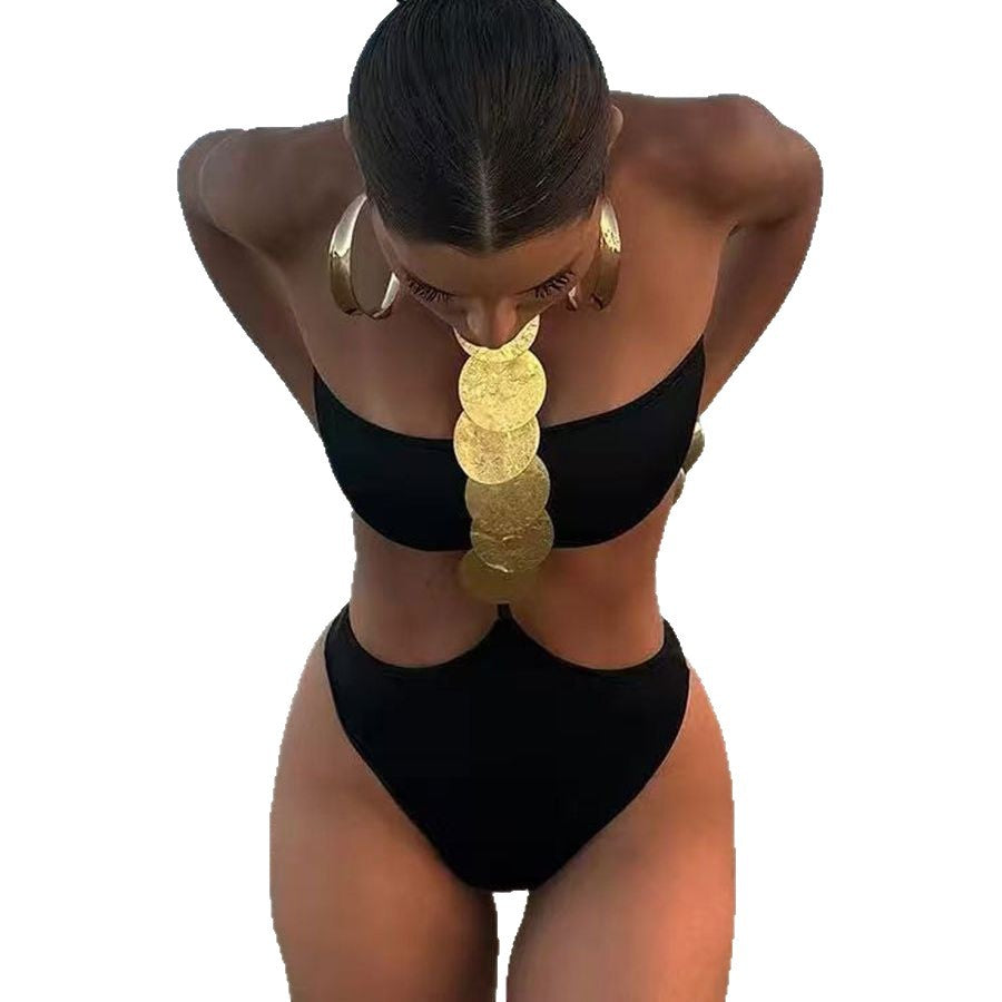 Damen Bikini mit hochgeschnittenem Design und glanzvollen Akzenten Echo Archiv