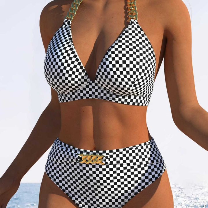 Dame Bikini-set med stiligt rutig mönster och guldfärgade accenter Mirla-Eva Jonsson