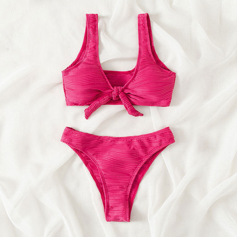 Damen Bandeau-Bikini mit raffiniertem Knoten-Design und hohem Beinausschnitt Echo Archiv