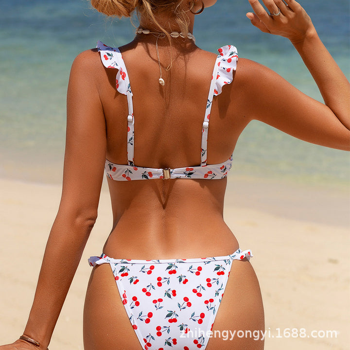 Damen Bikini mit verspieltem Rüschen- und Kirschmuster Echo Archiv