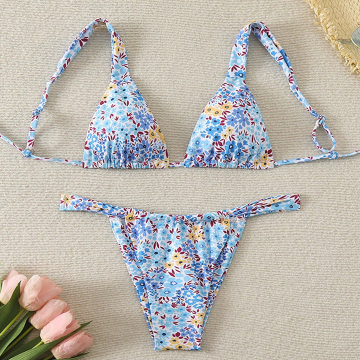 Damen triangeltop-bikini med fräsch blommig design Mirla-Eva Jonsson