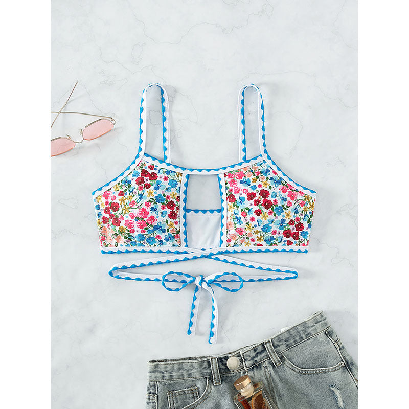 Damen Bikini-Oberteil mit floralem Design und verspielten Bindebändern Echo Archiv
