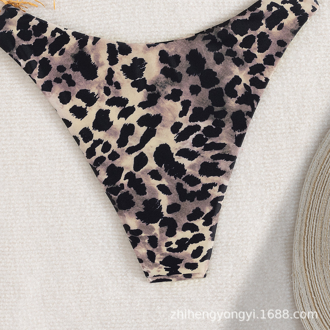 Damen Hochgeschnittener Bikini-Unterteil mit animalischem Muster Echo Archiv