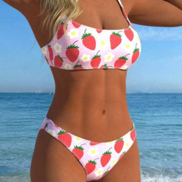 Damer Bikini-set med fruktig jordgubbsprint och justerbara axelband Mirla-Eva Jonsson