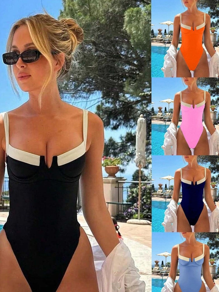 Damen Einteiliges Badeoutfit mit eleganten Kontrastdetails Echo Archiv