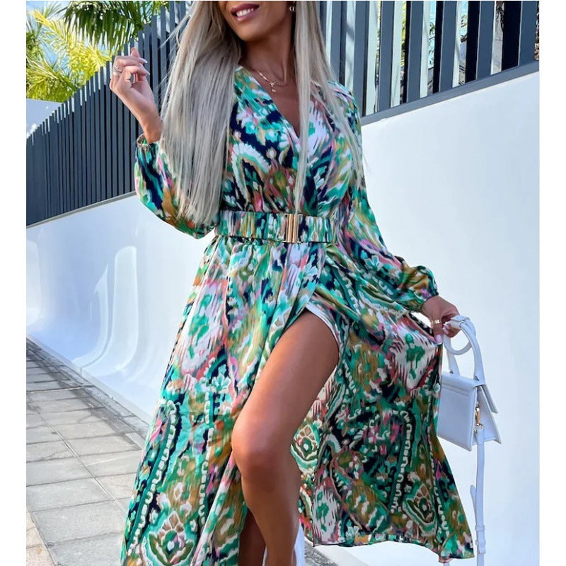 Dame Maxi-klänning med djup slits och blommönster Eva Jonsson