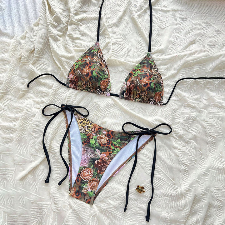 Damern Triangle-Bikini Set med justerbara band Mirla-Eva Jonsson