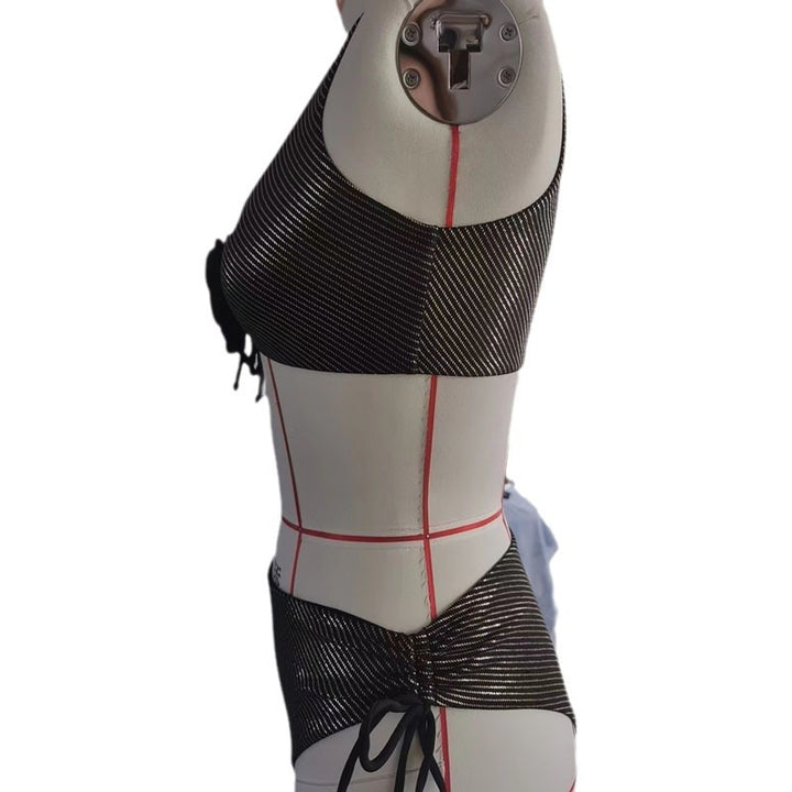 Damen Bandeau-Bikini mit eleganten Raffung und Blumendetail Echo Archiv
