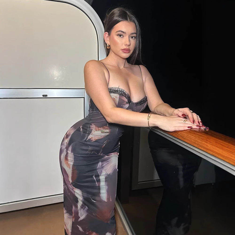 Damer elegant figurnära Maxiklänning med mjuka spaghettiband Eva Jonsson