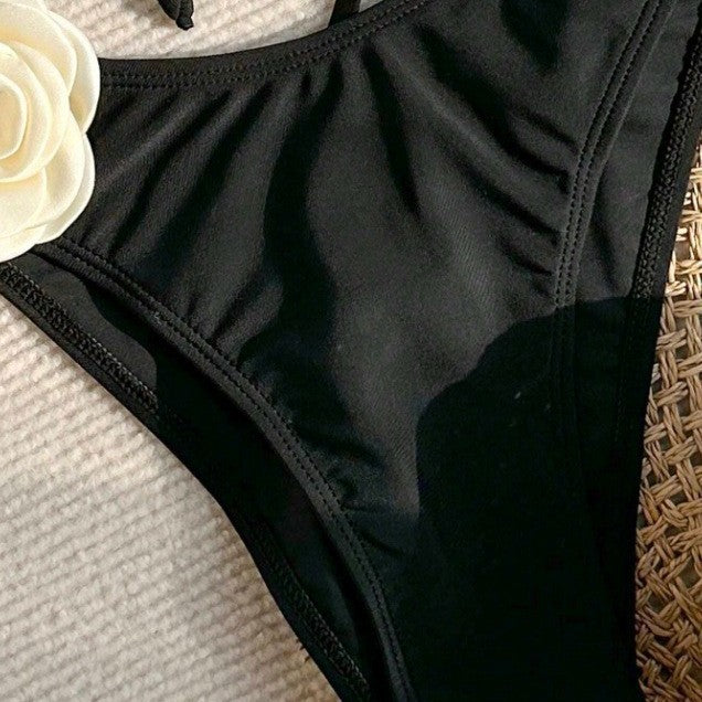 Damen Bandeau-Bikini mit floralen Details Echo Archiv