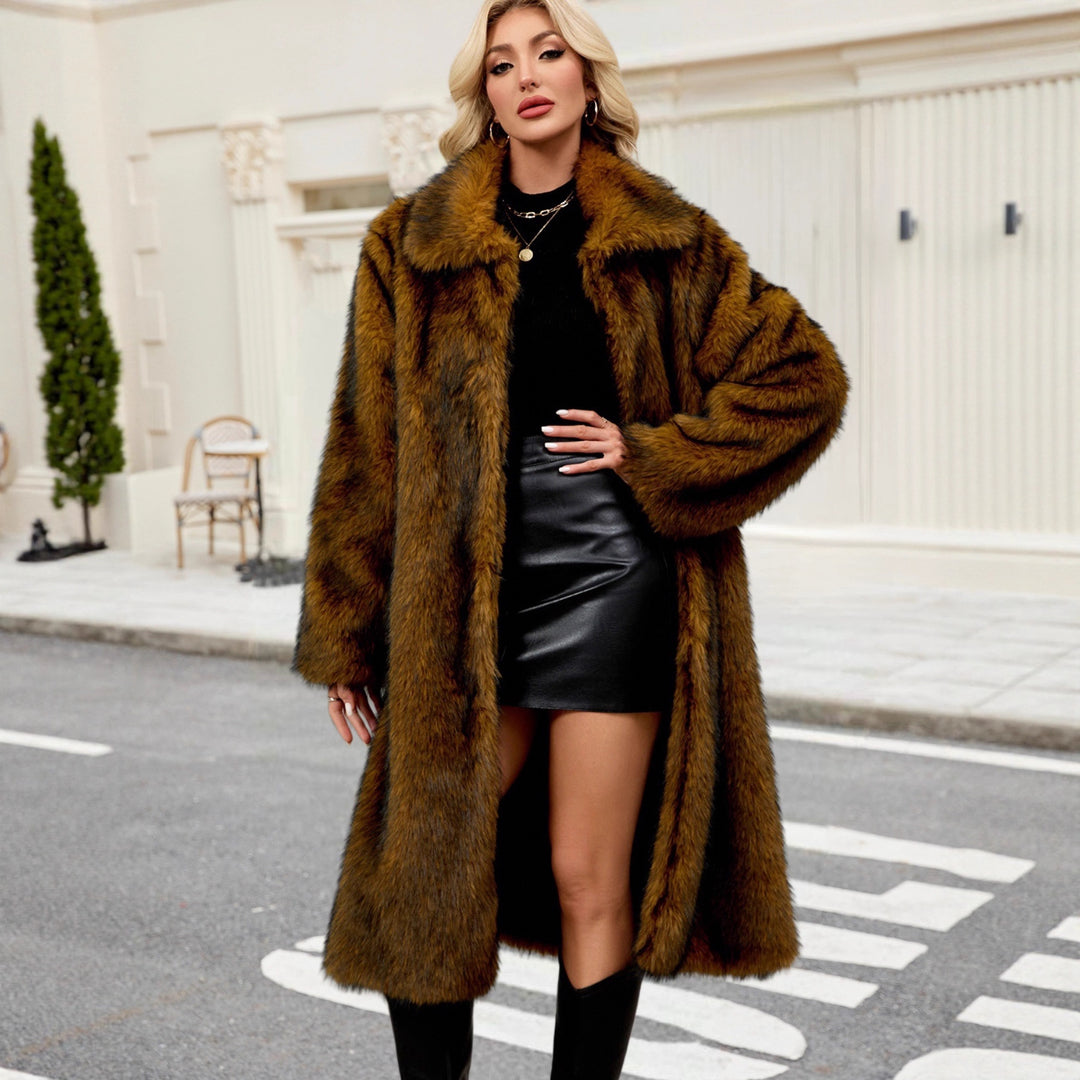 Damer Fuzzy Konstpälsrock med elegant slag Eva Jonsson